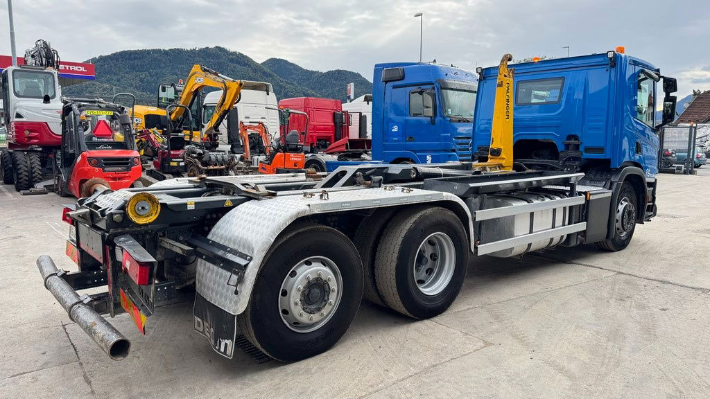 Scania P 360 6x2 palfinger abroll tipper - steering axle - Kontejnérový podvozek/ Výměnná nástavba: obrázok 5 Scania P 360 6x2 palfinger abroll tipper - steering axle - Kontejnérový podvozek/ Výměnná nástavba: obrázok 5