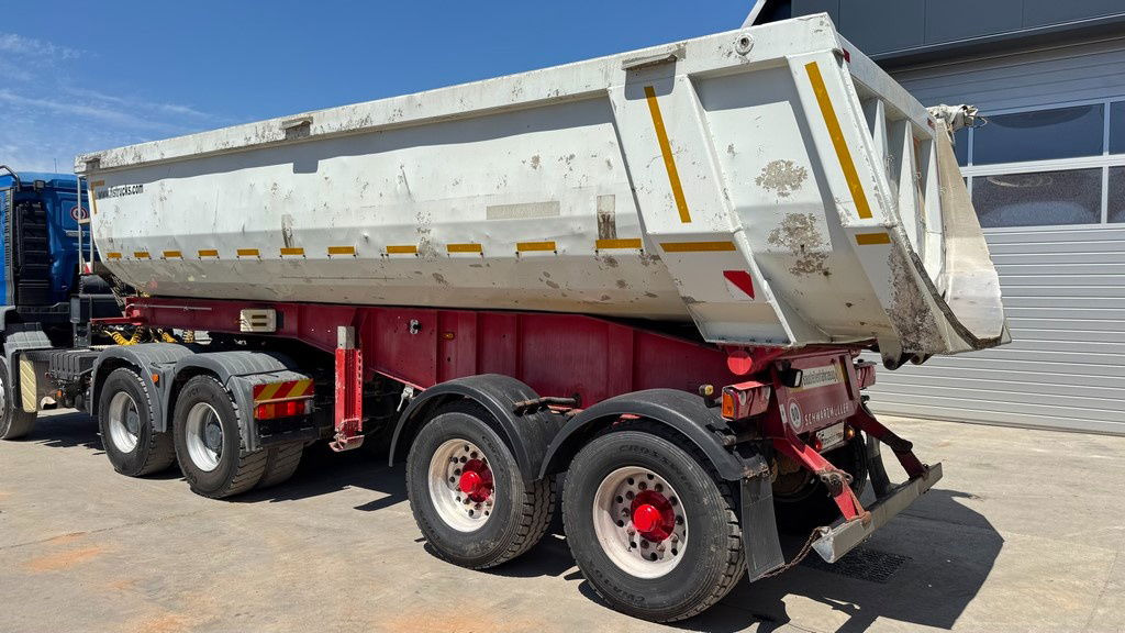 Schwarzmüller K202 2-Axle Tipper - Taurpaulin - Náves sklápěcí: obrázok 4 Schwarzmüller K202 2-Axle Tipper - Taurpaulin - Náves sklápěcí: obrázok 4