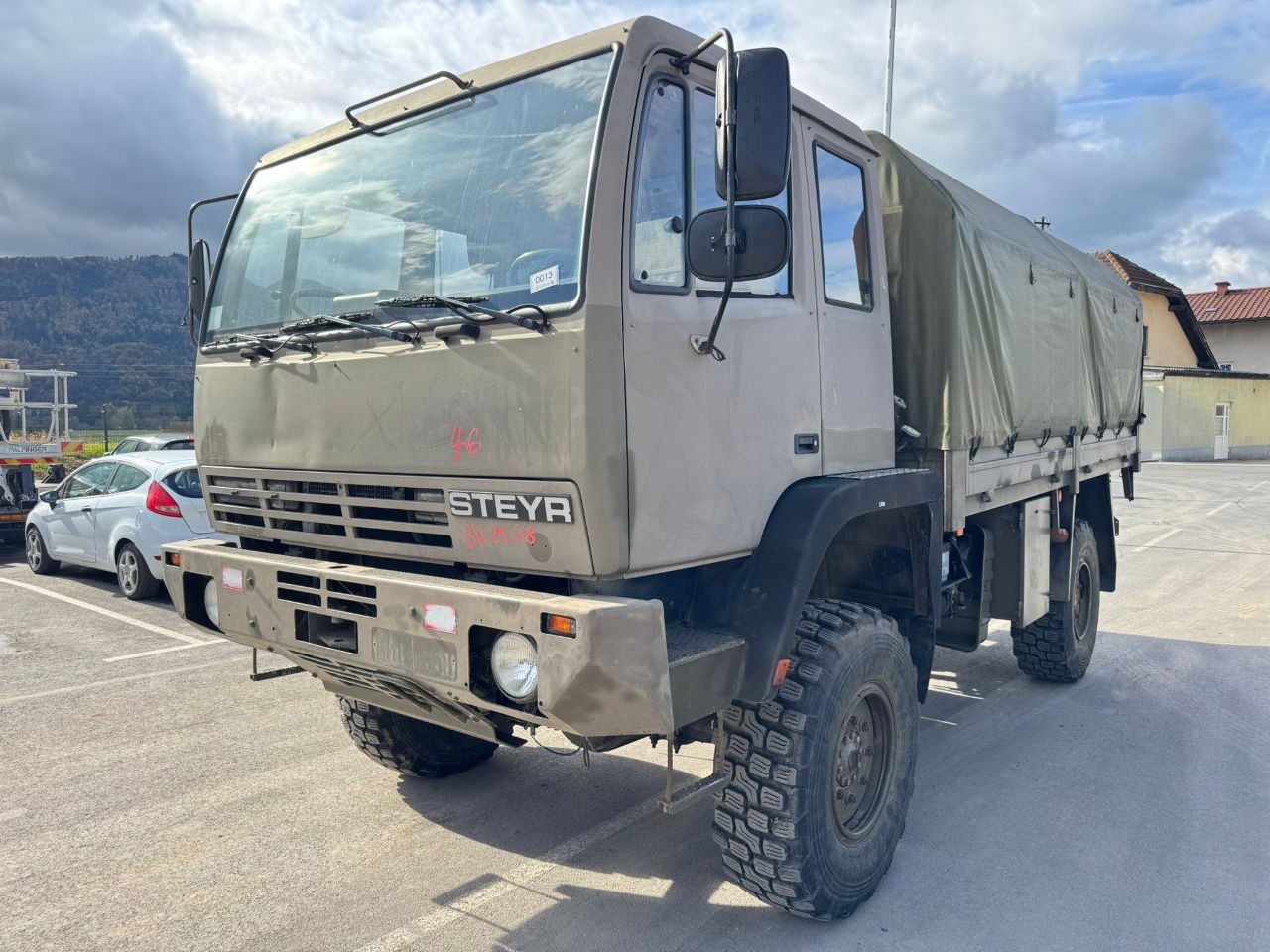 Steyr 12M18 4X4 stake body - truck - Plachtové nákladné vozidlo: obrázok 1 Steyr 12M18 4X4 stake body - truck - Plachtové nákladné vozidlo: obrázok 1