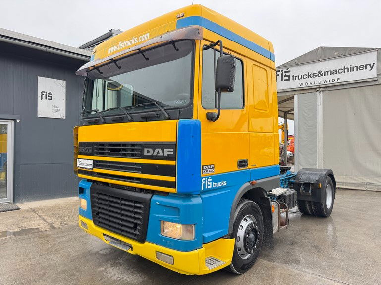 DAF XF 95.430 4x2 tractor unit - euro 3 - Ťahač: obrázok 1 DAF XF 95.430 4x2 tractor unit - euro 3 - Ťahač: obrázok 1