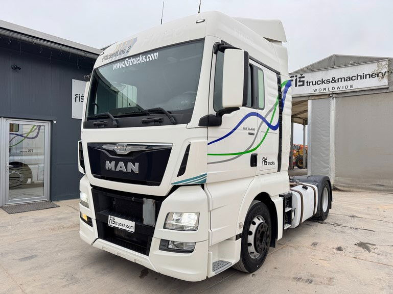 MAN TGX 18.480 4X2 schubodden hydr. + retarder - Ťahač: obrázok 1 MAN TGX 18.480 4X2 schubodden hydr. + retarder - Ťahač: obrázok 1