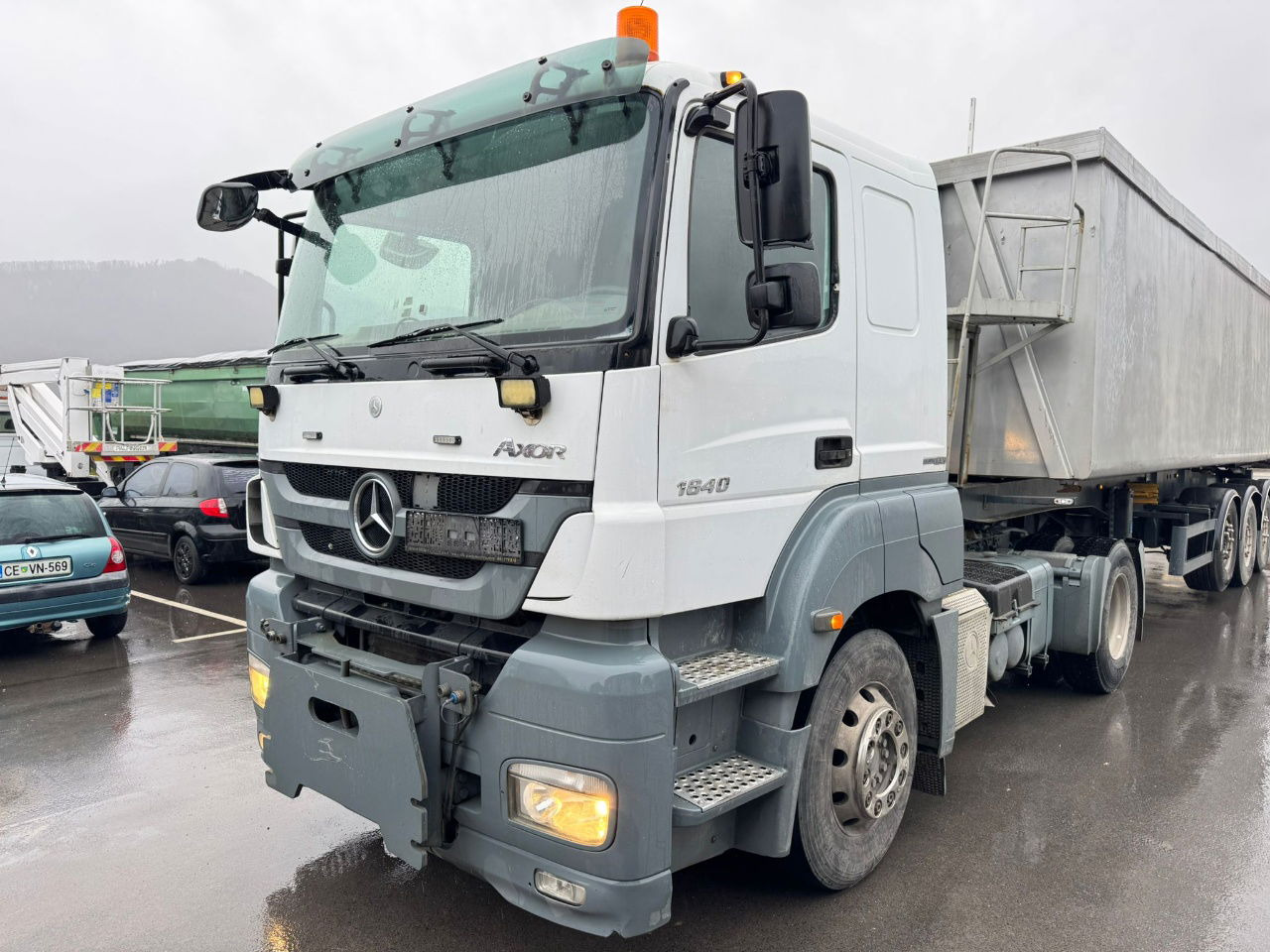 Mercedes-Benz Actros 1840 Axor 1840 LS 4x2 tipper hydraulics - Ťahač: obrázok 1 Mercedes-Benz Actros 1840 Axor 1840 LS 4x2 tipper hydraulics - Ťahač: obrázok 1