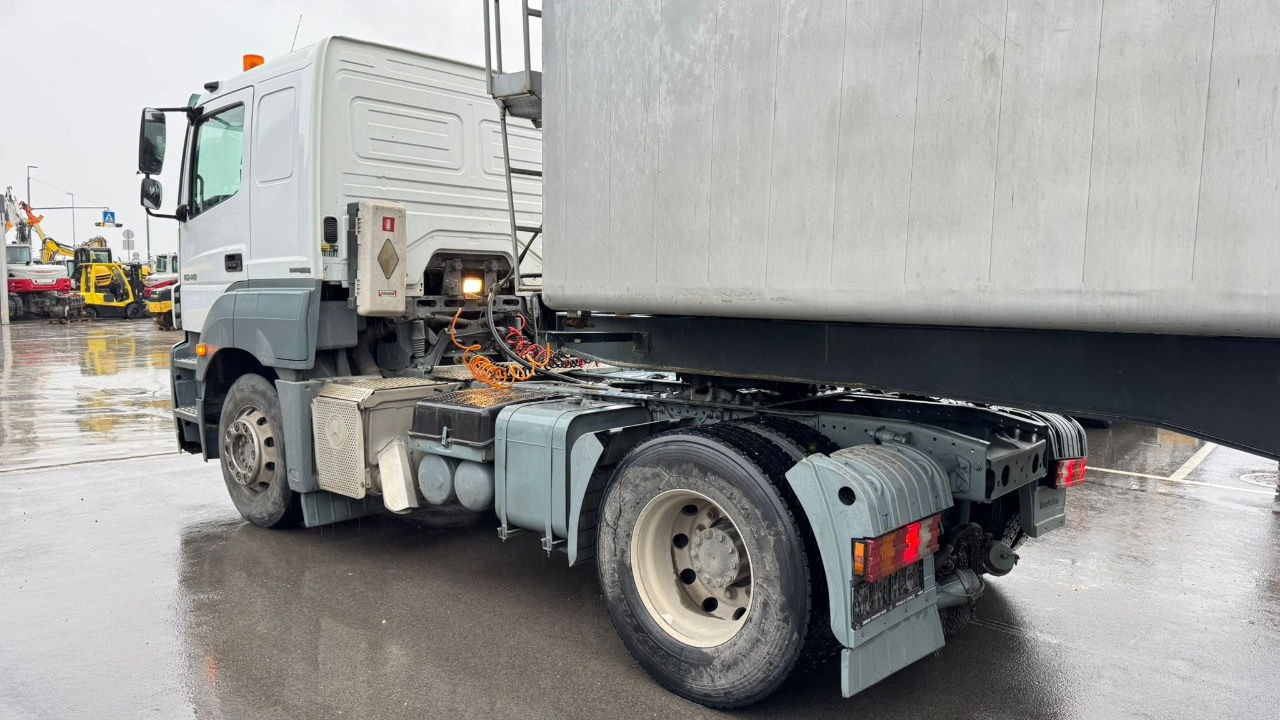 Mercedes-Benz Actros 1840 Axor 1840 LS 4x2 tipper hydraulics - Ťahač: obrázok 4 Mercedes-Benz Actros 1840 Axor 1840 LS 4x2 tipper hydraulics - Ťahač: obrázok 4