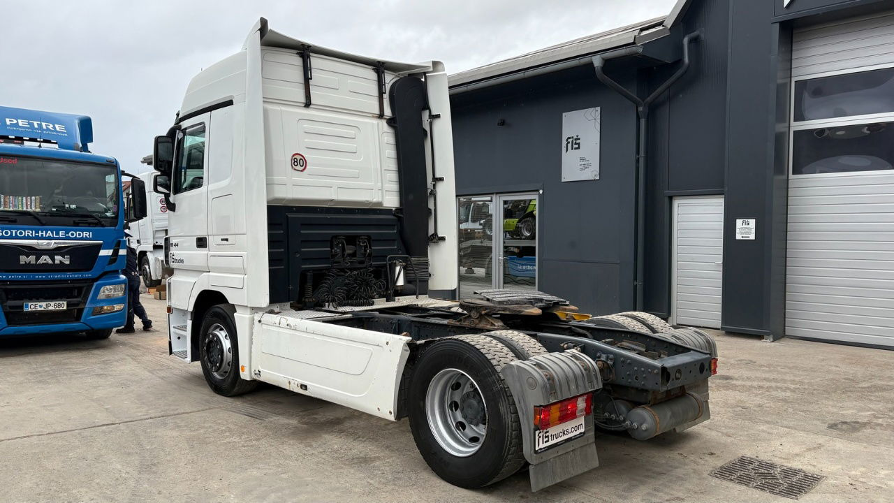 Mercedes-Benz Actros 1844 4x2 - tractor unit - retarder - Ťahač: obrázok 4 Mercedes-Benz Actros 1844 4x2 - tractor unit - retarder - Ťahač: obrázok 4