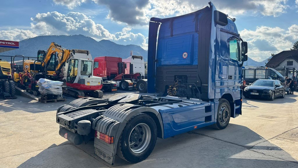 Mercedes-Benz Actros 1844 4x2 tractor unit - retarder - Ťahač: obrázok 5 Mercedes-Benz Actros 1844 4x2 tractor unit - retarder - Ťahač: obrázok 5