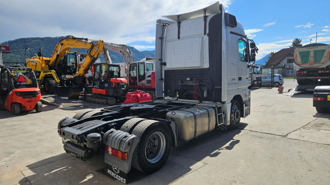 Mercedes-Benz Actros 1844 LS 4x2 tractor unit - Ťahač: obrázok 5 Mercedes-Benz Actros 1844 LS 4x2 tractor unit - Ťahač: obrázok 5