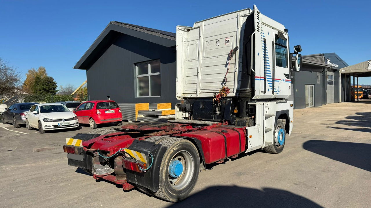 Renault Magnum 390 4X2 tractor unit - Ťahač: obrázok 4 Renault Magnum 390 4X2 tractor unit - Ťahač: obrázok 4