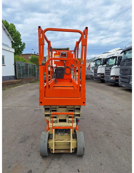 JLG 2030 ES - Samohybná plošiny: obrázok 2 JLG 2030 ES - Samohybná plošiny: obrázok 2