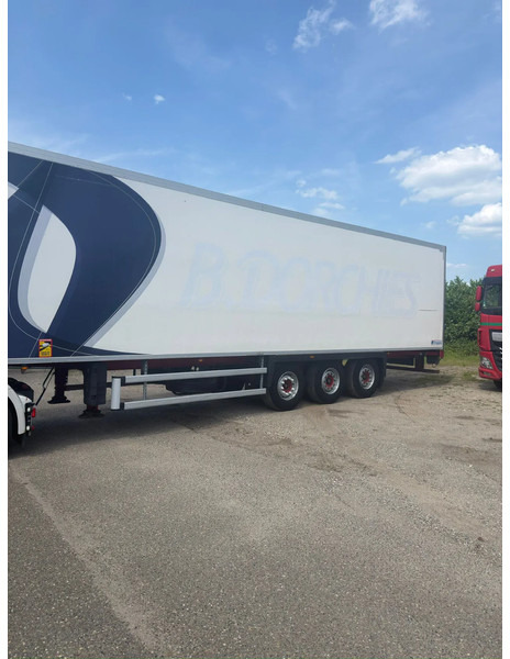 Lecitrailer LTF-3ES - Náves skriňové: obrázok 2 Lecitrailer LTF-3ES - Náves skriňové: obrázok 2