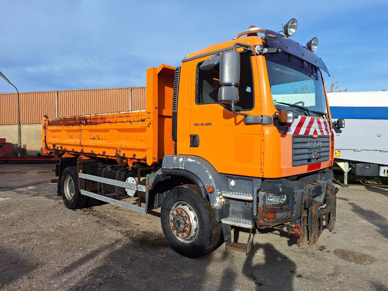 MAN TGM 18.280 TGM 18.280 4X4 - Sklápač: obrázok 3 MAN TGM 18.280 TGM 18.280 4X4 - Sklápač: obrázok 3