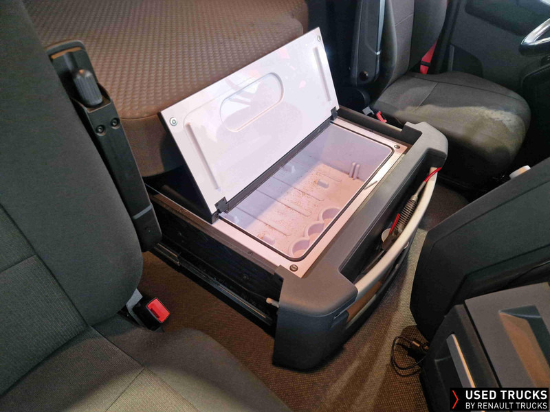 Renault Trucks T - Ťahač: obrázok 5 Renault Trucks T - Ťahač: obrázok 5