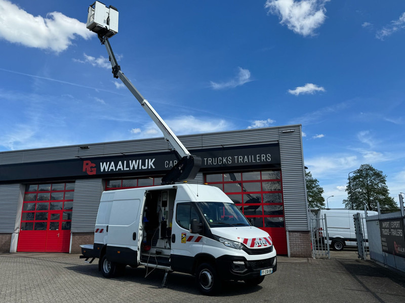 Iveco 70C15H 2 persoonslift K 42 - Nákladné auto: obrázok 1 Iveco 70C15H 2 persoonslift K 42 - Nákladné auto: obrázok 1