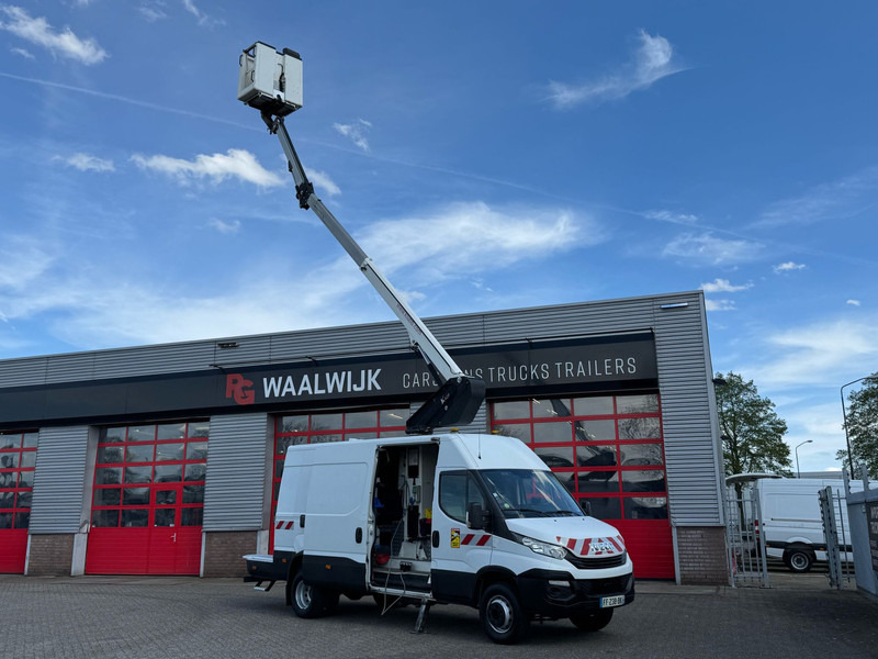 Iveco 70C15H 2 persoonslift K 42 - Nákladné auto: obrázok 3 Iveco 70C15H 2 persoonslift K 42 - Nákladné auto: obrázok 3