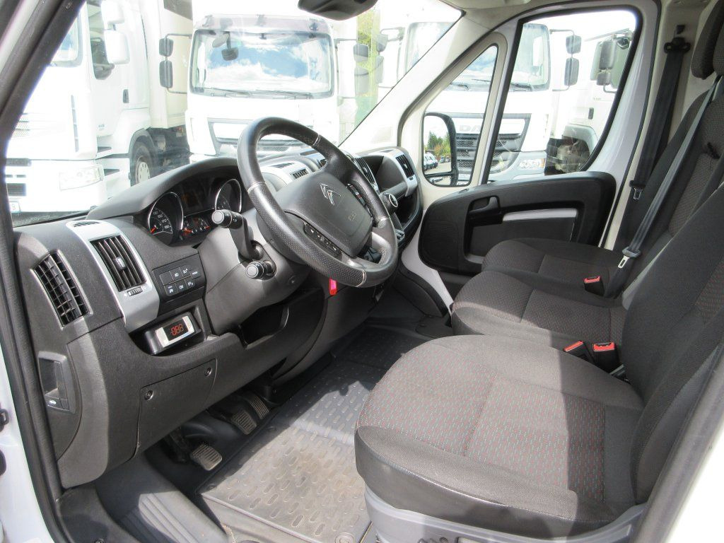 Citroën Jumper 2,2 HDi - Chladiarenská dodávka: obrázok 3 Citroën Jumper 2,2 HDi - Chladiarenská dodávka: obrázok 3
