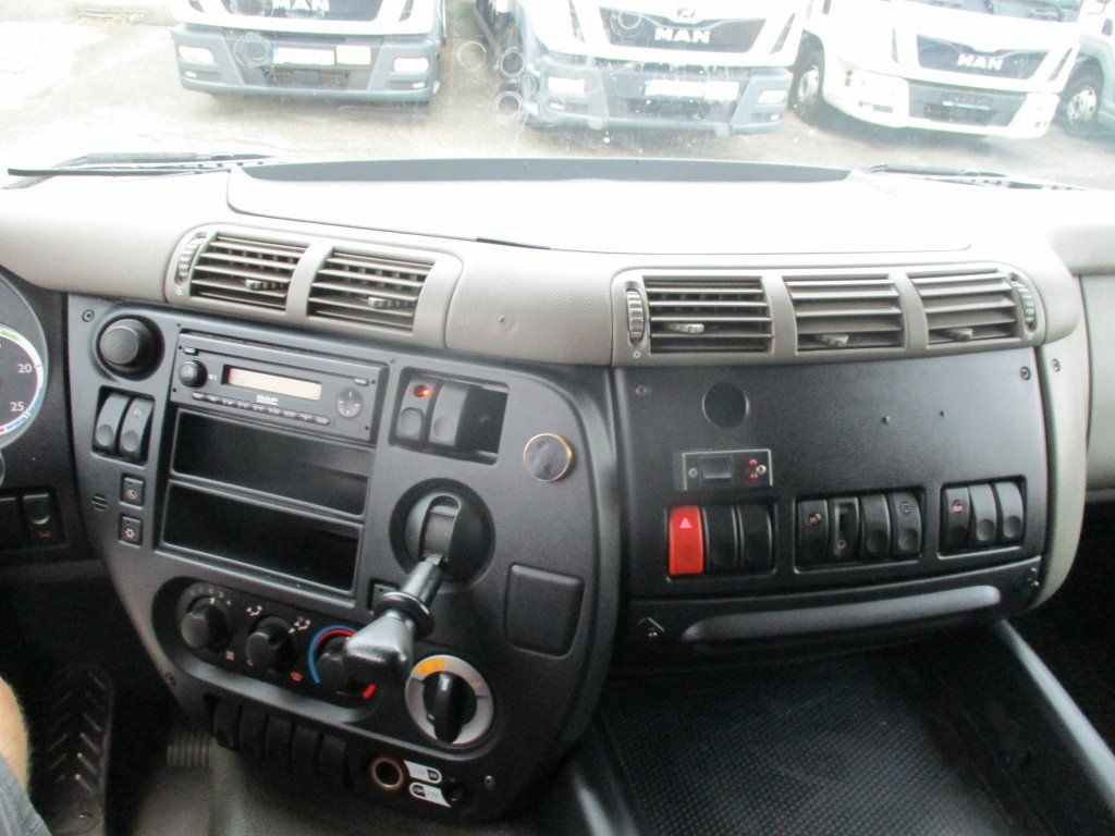 Skříňový nákladní auto DAF  CF 75.310: obrázok 14