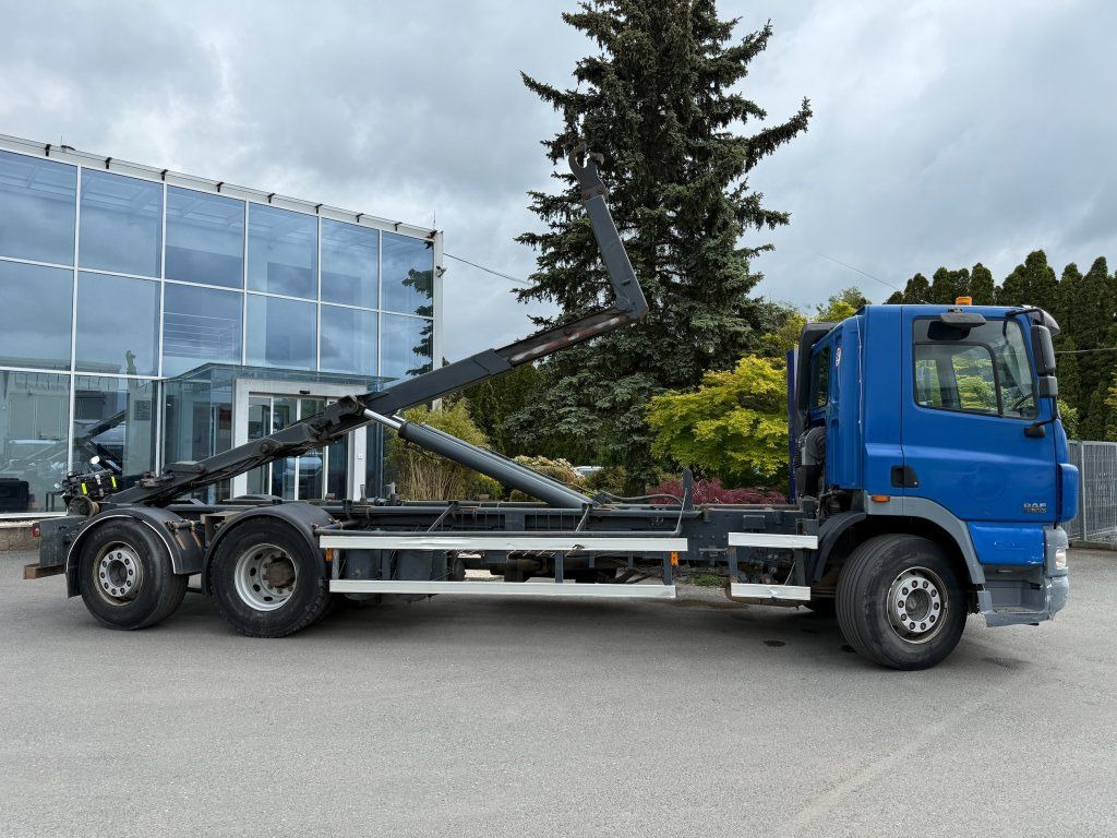 DAF CF85.380 6x2 EURO 3 - Hákový nosič kontajnerov: obrázok 2 DAF CF85.380 6x2 EURO 3 - Hákový nosič kontajnerov: obrázok 2
