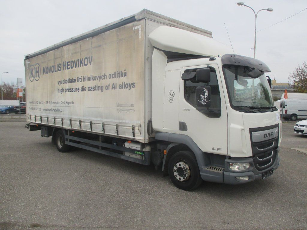 DAF LF 12.260 - Plachtové nákladné vozidlo: obrázok 2 DAF LF 12.260 - Plachtové nákladné vozidlo: obrázok 2
