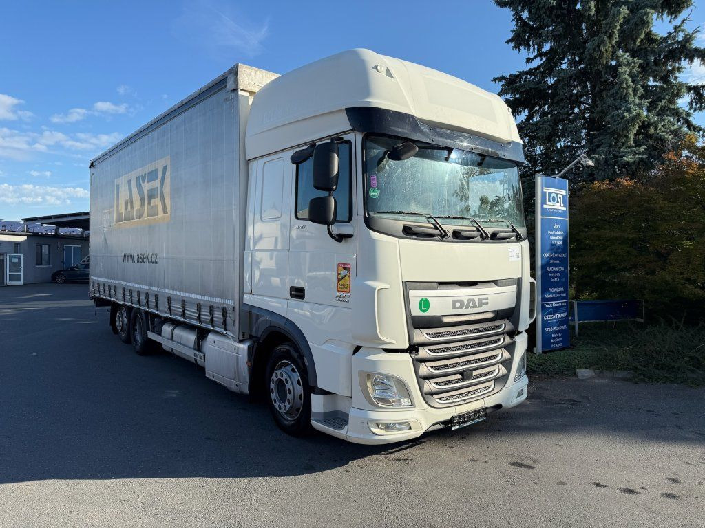 DAF XF440 EURO 6 6x2 - Plachtové nákladné vozidlo: obrázok 2 DAF XF440 EURO 6 6x2 - Plachtové nákladné vozidlo: obrázok 2