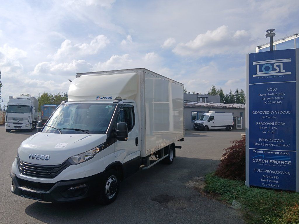 Iveco 35C16 Daily 3,0l - Dodávka skriňová nadstavba: obrázok 1 Iveco 35C16 Daily 3,0l - Dodávka skriňová nadstavba: obrázok 1