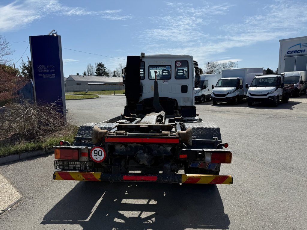 Iveco 75E18 EURO 4 - Hákový nosič kontajnerov: obrázok 5 Iveco 75E18 EURO 4 - Hákový nosič kontajnerov: obrázok 5