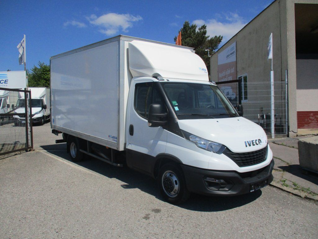 Iveco Daily 35C16 3.0 - Dodávka skriňová nadstavba: obrázok 3 Iveco Daily 35C16 3.0 - Dodávka skriňová nadstavba: obrázok 3