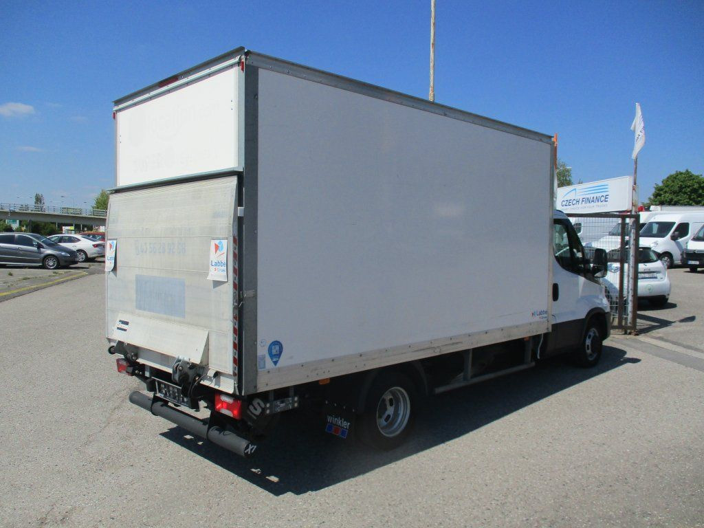 Iveco Daily 35C16 3.0 - Dodávka skriňová nadstavba: obrázok 5 Iveco Daily 35C16 3.0 - Dodávka skriňová nadstavba: obrázok 5