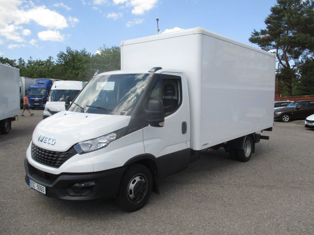 Iveco Daily 35C16 - Dodávka skriňová nadstavba: obrázok 1 Iveco Daily 35C16 - Dodávka skriňová nadstavba: obrázok 1