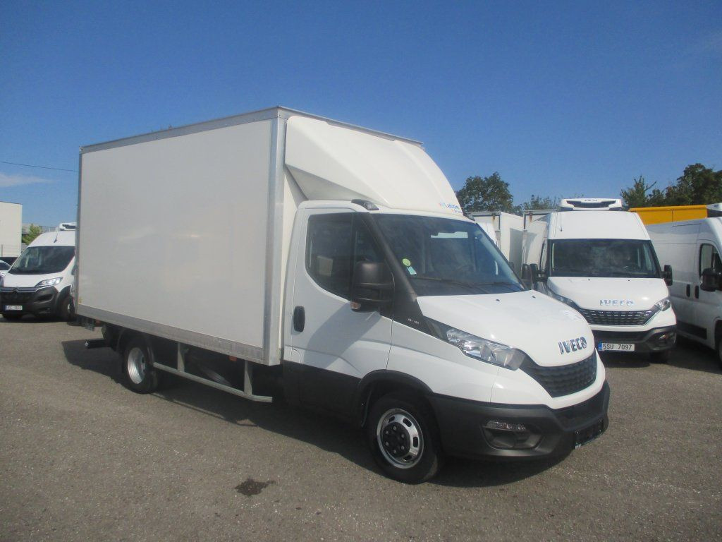 Iveco Daily 35C16 - Dodávka skriňová nadstavba: obrázok 3 Iveco Daily 35C16 - Dodávka skriňová nadstavba: obrázok 3