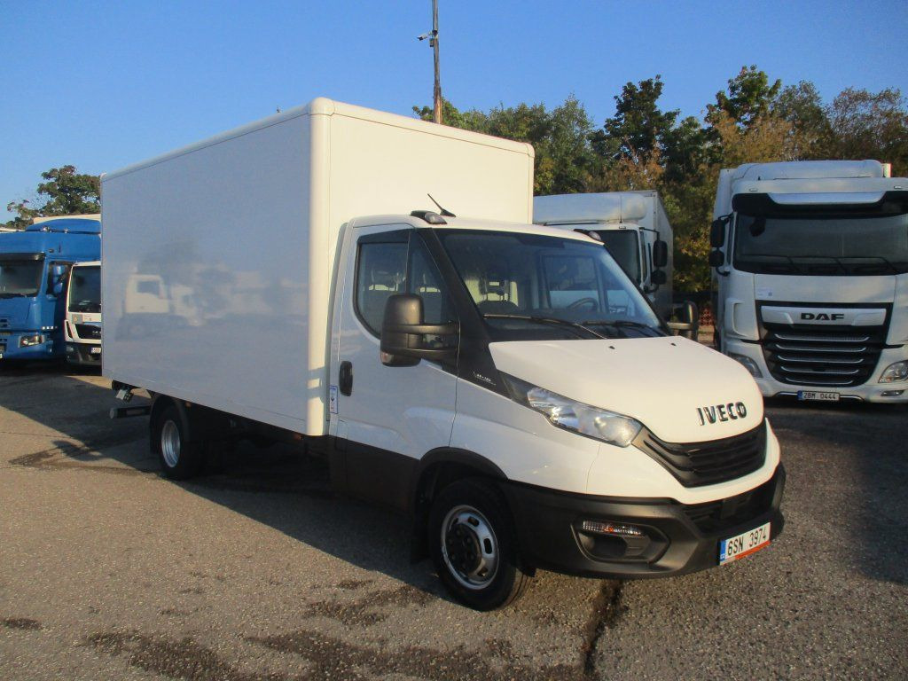 Iveco Daily 35C16 - Dodávka skriňová nadstavba: obrázok 3 Iveco Daily 35C16 - Dodávka skriňová nadstavba: obrázok 3
