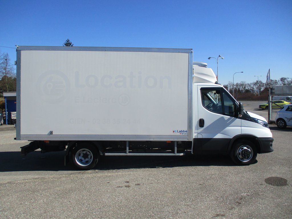 Iveco Daily 35C16 - Chladiarenská dodávka: obrázok 4 Iveco Daily 35C16 - Chladiarenská dodávka: obrázok 4