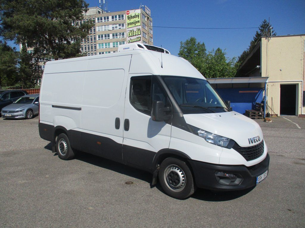 Iveco Daily 35S16 2.3L - Chladiarenská dodávka: obrázok 3 Iveco Daily 35S16 2.3L - Chladiarenská dodávka: obrázok 3