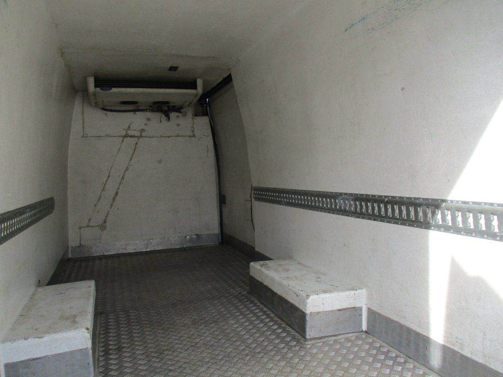 Iveco Daily 50C15 Carrier 350 - Chladiarenská dodávka: obrázok 4 Iveco Daily 50C15 Carrier 350 - Chladiarenská dodávka: obrázok 4