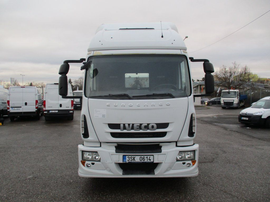 Iveco Eurocargo 140E22 - Hákový nosič kontajnerov: obrázok 4 Iveco Eurocargo 140E22 - Hákový nosič kontajnerov: obrázok 4