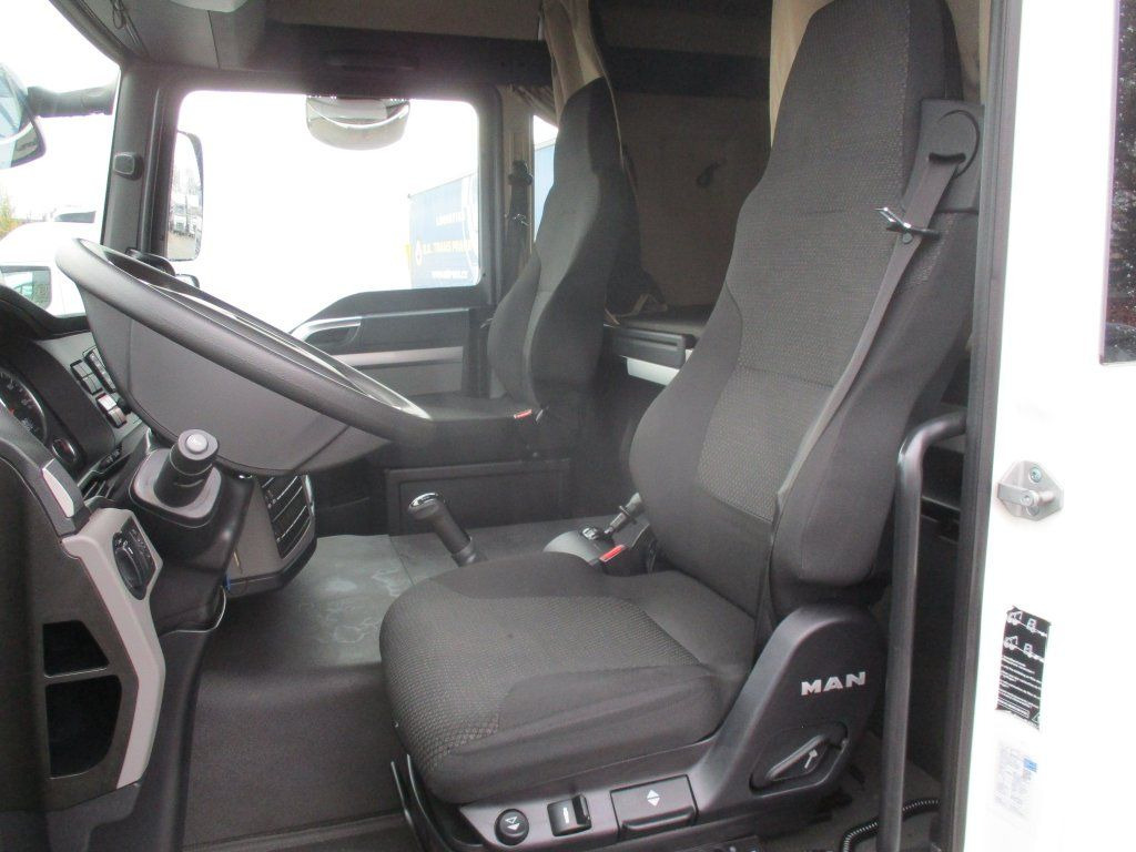 MAN TGL 8.190 - Skříňový nákladní auto: obrázok 5 MAN TGL 8.190 - Skříňový nákladní auto: obrázok 5
