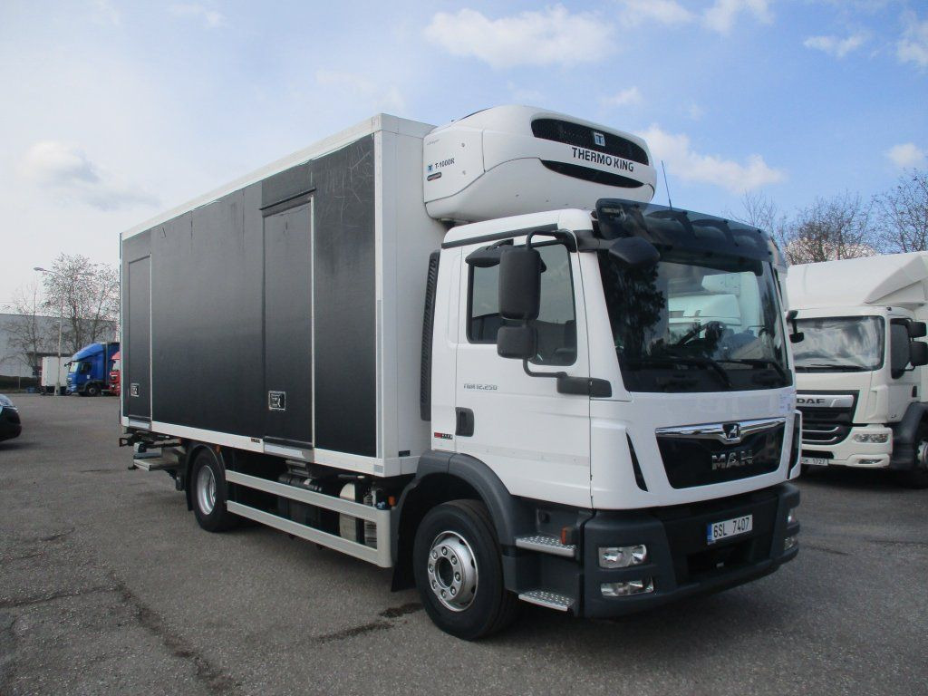 MAN TGM 12.250,Izotherm - Chladirenské nákladné vozidlo: obrázok 3 MAN TGM 12.250,Izotherm - Chladirenské nákladné vozidlo: obrázok 3