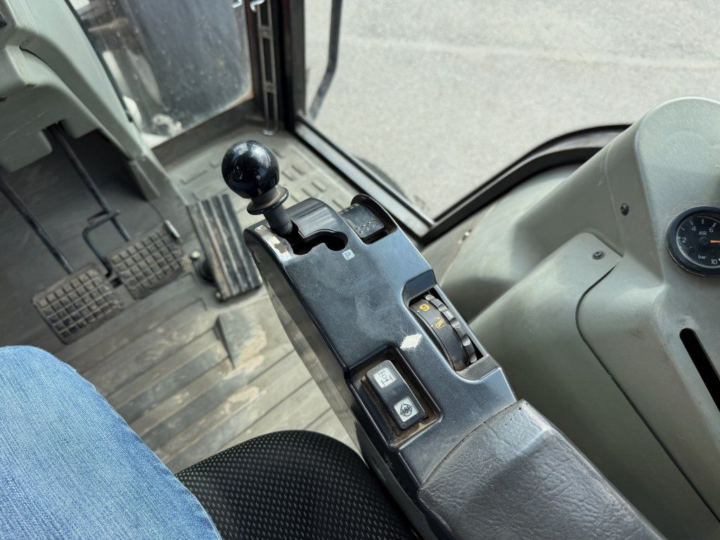 Traktor Massey Ferguson MF8260: obrázok 17 Traktor Massey Ferguson MF8260: obrázok 17