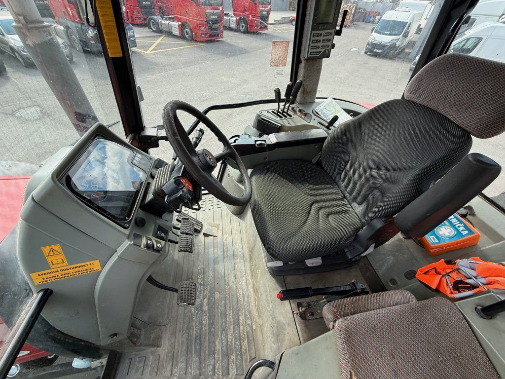 Traktor Massey Ferguson MF8260: obrázok 13 Traktor Massey Ferguson MF8260: obrázok 13