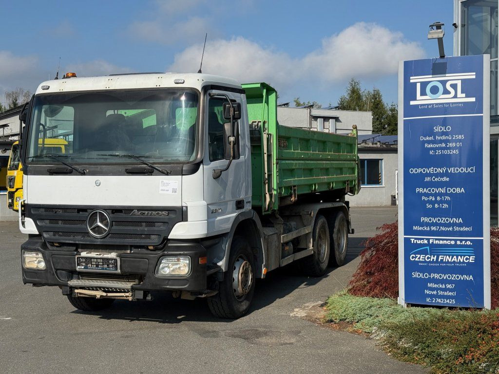 Mercedes-Benz 2641 Actros 6x4 EURO 4 - Sklápač: obrázok 1 Mercedes-Benz 2641 Actros 6x4 EURO 4 - Sklápač: obrázok 1