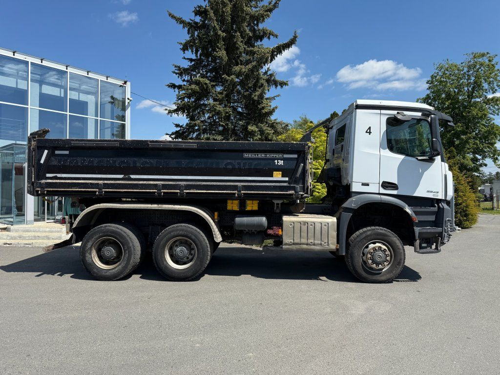 Mercedes-Benz 3343 Arocs 6x6 S3 EURO 6 - Sklápač: obrázok 4 Mercedes-Benz 3343 Arocs 6x6 S3 EURO 6 - Sklápač: obrázok 4