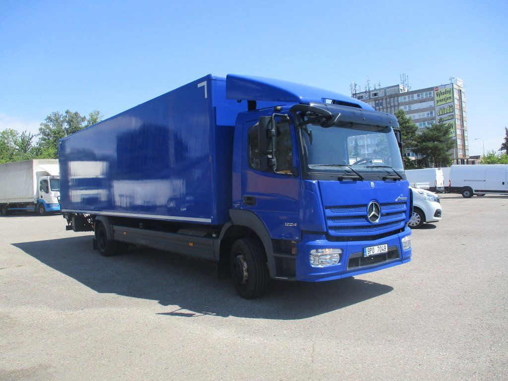 Mercedes-Benz Atego 1224 mit LBW - Chladirenské nákladné vozidlo: obrázok 2 Mercedes-Benz Atego 1224 mit LBW - Chladirenské nákladné vozidlo: obrázok 2