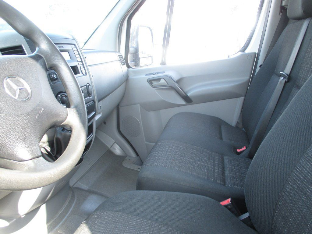 Mercedes-Benz Sprinter 514 CDi - Dodávka skriňová nadstavba: obrázok 5 Mercedes-Benz Sprinter 514 CDi - Dodávka skriňová nadstavba: obrázok 5