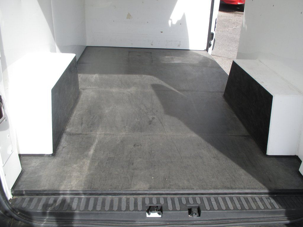 Chladiarenská dodávka Renault Master L2H2: obrázok 16 Chladiarenská dodávka Renault Master L2H2: obrázok 16