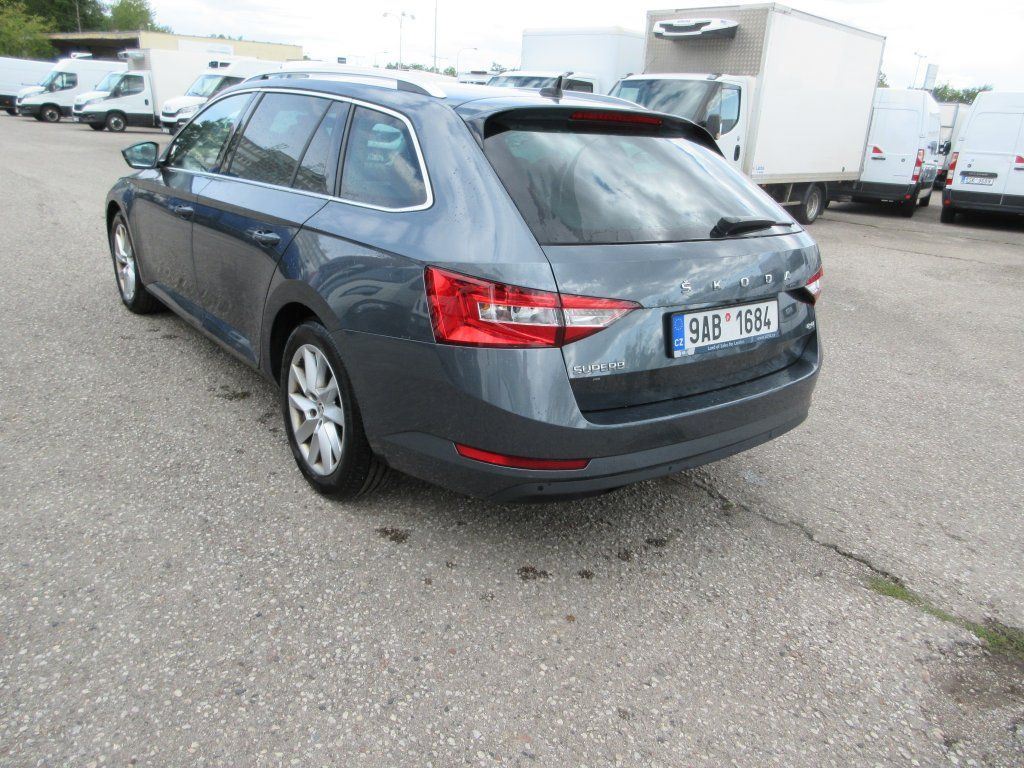 Skoda 2.0 Tdi Style - Kombi: obrázok 5 Skoda 2.0 Tdi Style - Kombi: obrázok 5