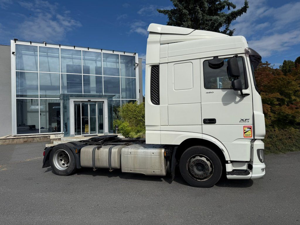 DAF XF460 EURO 6 MEGA/lowdeck - Ťahač: obrázok 3 DAF XF460 EURO 6 MEGA/lowdeck - Ťahač: obrázok 3