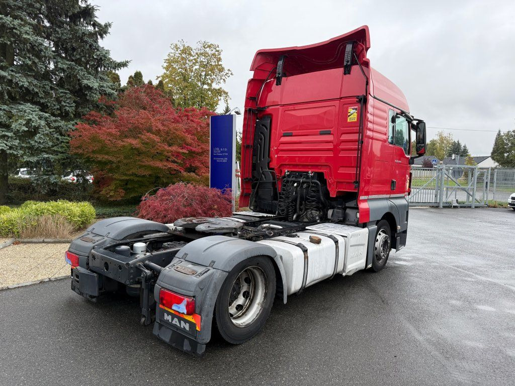 MAN TGX18.460 EURO 6 MEGA/lowdeck NEW TACHO RETARDER - Ťahač: obrázok 4 MAN TGX18.460 EURO 6 MEGA/lowdeck NEW TACHO RETARDER - Ťahač: obrázok 4
