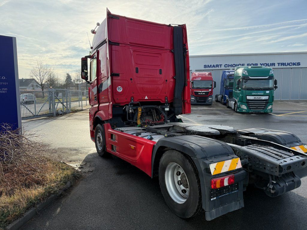 Mercedes-Benz 1848 Actros Gigaspace - Ťahač: obrázok 4 Mercedes-Benz 1848 Actros Gigaspace - Ťahač: obrázok 4