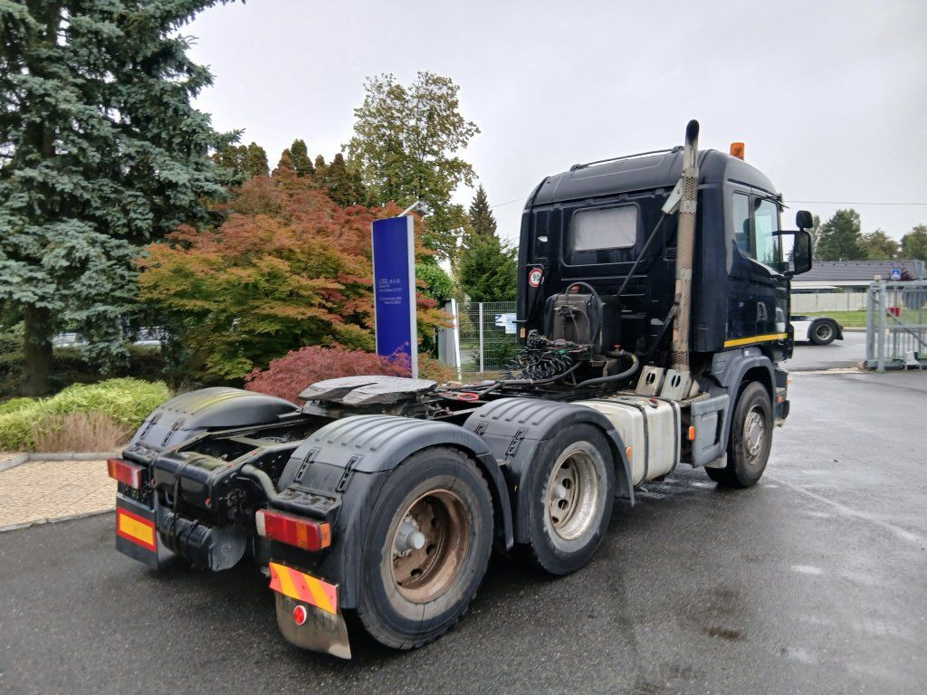 Scania R580 V8 6x4 EURO 3 - Ťahač: obrázok 4 Scania R580 V8 6x4 EURO 3 - Ťahač: obrázok 4