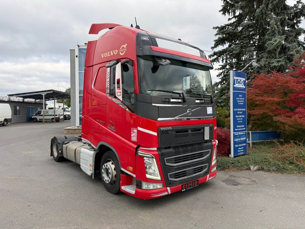 Volvo FH500 EURO 6 MEGA/lowdeck NEW TACHO - Ťahač: obrázok 3 Volvo FH500 EURO 6 MEGA/lowdeck NEW TACHO - Ťahač: obrázok 3
