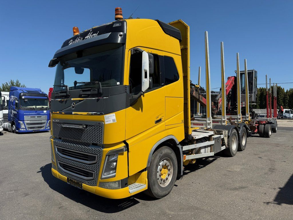 Volvo FH 16 750 6x4 + Fliegl - Nákladné vozidlo na prepravu dreva, Auto s hydraulickou rukou: obrázok 3 Volvo FH 16 750 6x4 + Fliegl - Nákladné vozidlo na prepravu dreva, Auto s hydraulickou rukou: obrázok 3