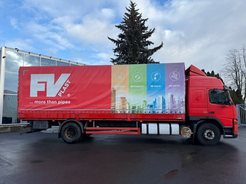 Volvo FM260 EURO 3 - Plachtové nákladné vozidlo: obrázok 3 Volvo FM260 EURO 3 - Plachtové nákladné vozidlo: obrázok 3